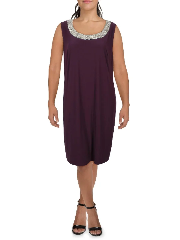 Super Bargain Plus Womens Embellished Sleeveless Cocktail Dress
