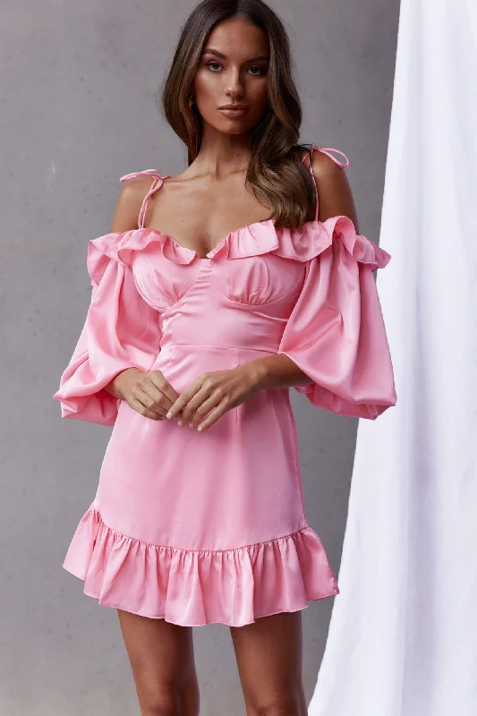 Savings Galore Ode To Love Sweetheart Neckline Balloon Sleeve Dress Pink