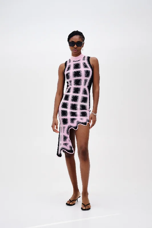 Price Rollback BELLA UV REACTIVE WAVY PLAID DRESS